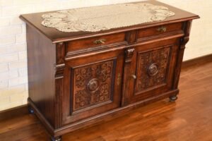 Antiquaire à Antibes – Maison Arthur